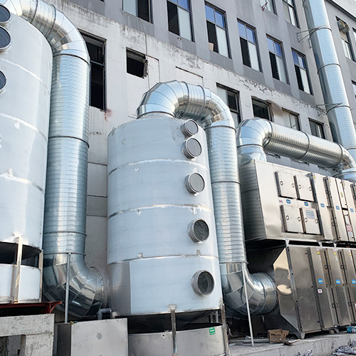 活性（xìng）炭吸附箱